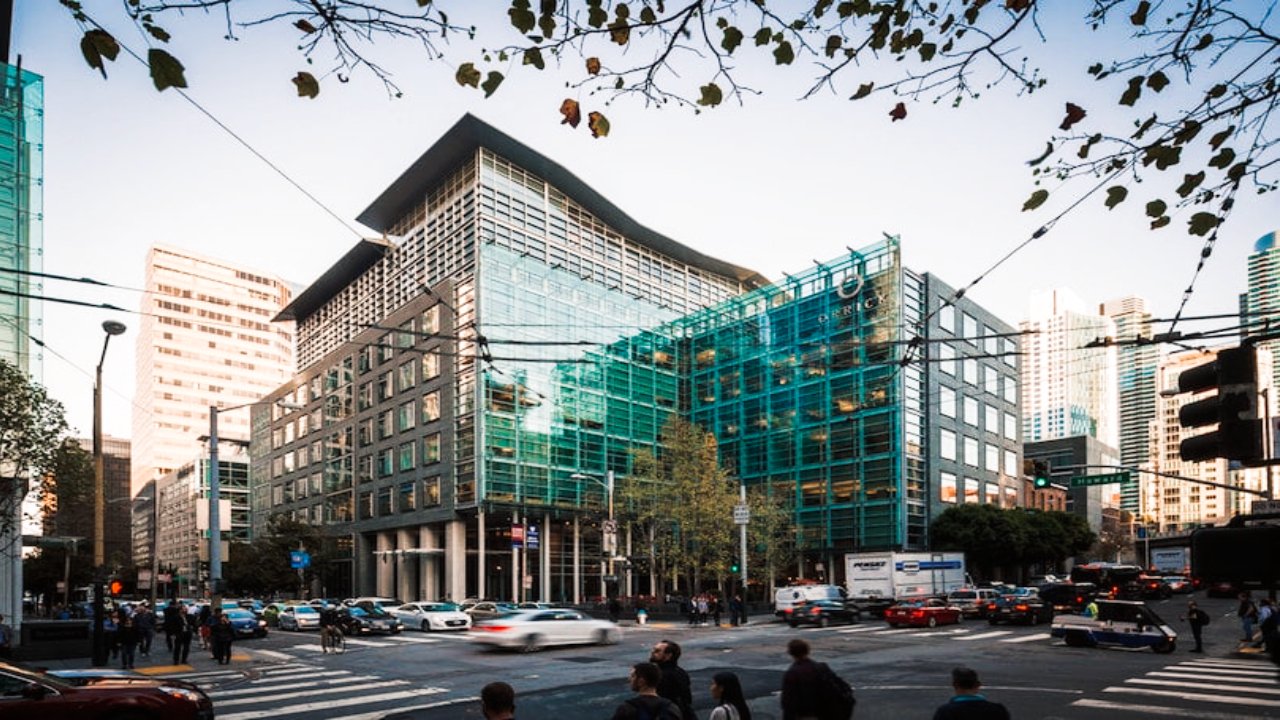 Discover 405 Howard Street: SF's Iconic Landmark